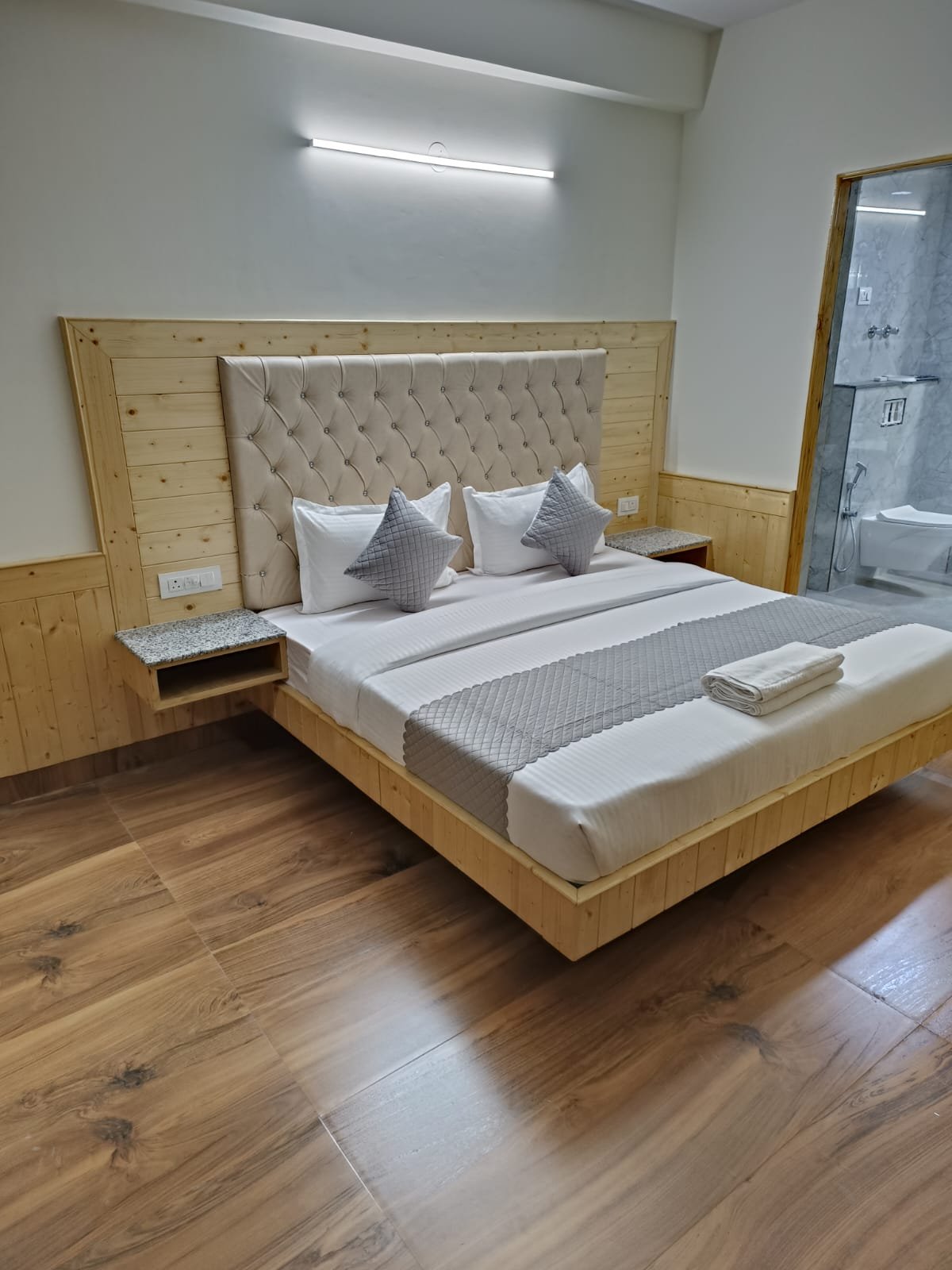 BTH Hotels & Resorts – Rooms & interiors, view 38